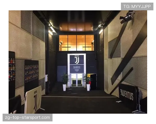球员通道从黑暗走向光明的那一刻，球员通道英文